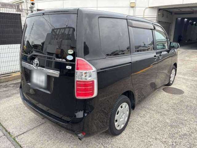 2007 Toyota Noah