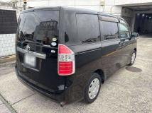 2007 Toyota Noah
