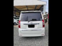 2011 Toyota Noah