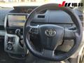 2013 Toyota Voxy