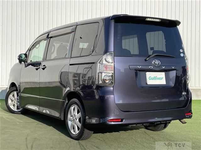 2008 Toyota Voxy