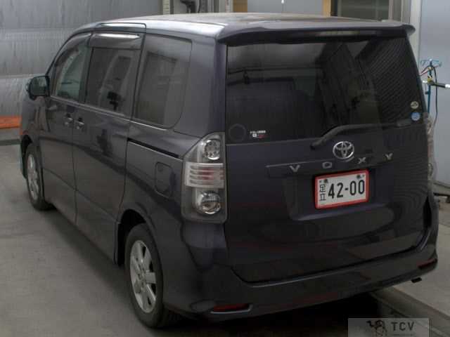 2009 Toyota Voxy