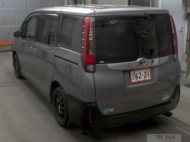 2015 Toyota Noah
