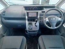 2008 Toyota Voxy