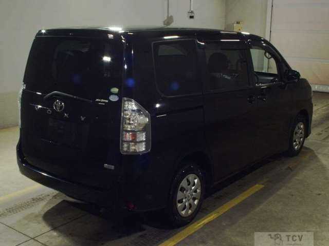 2012 Toyota Voxy