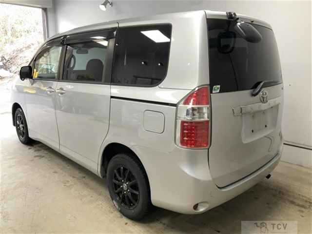 2008 Toyota Noah