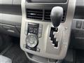 2008 Toyota Noah
