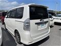 2010 Toyota Noah