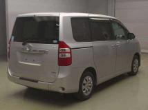 2011 Toyota Noah