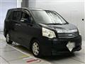 2013 Toyota Noah