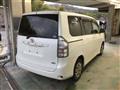 2011 Toyota Voxy