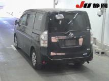 2010 Toyota Voxy