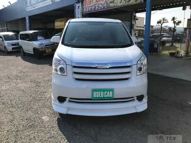 2008 Toyota Noah