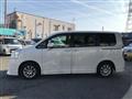 2008 Toyota Noah