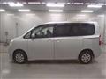 2011 Toyota Noah