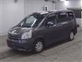 2010 Toyota Noah