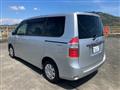2009 Toyota Noah