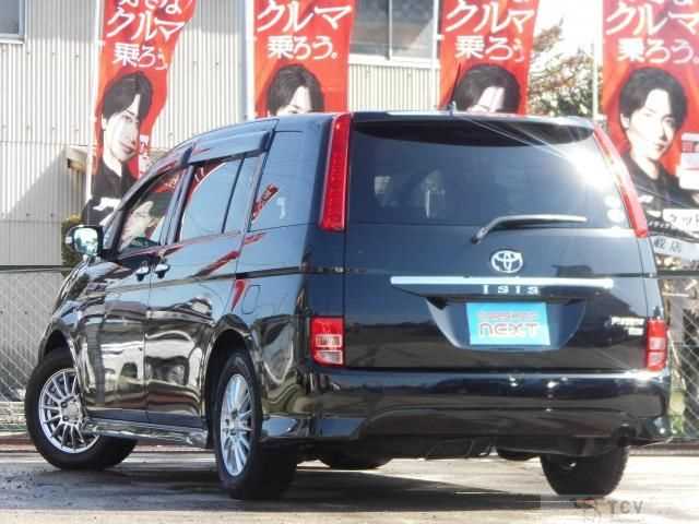 2010 Toyota Isis