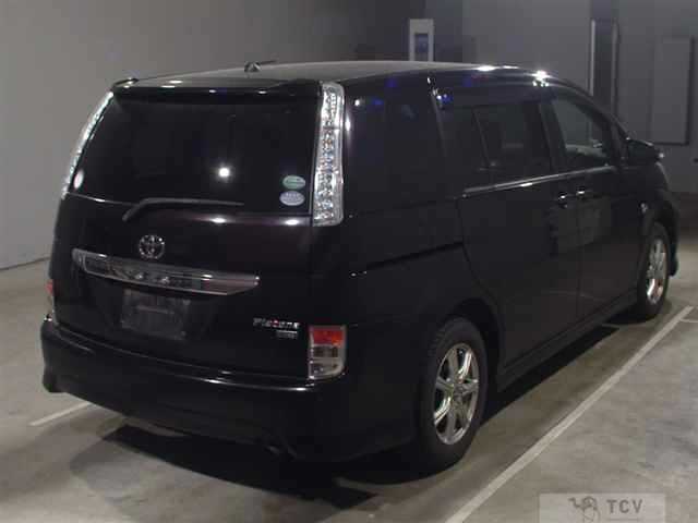 2014 Toyota Isis