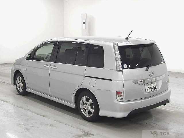 2012 Toyota Isis