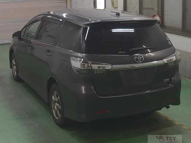 2013 Toyota Wish
