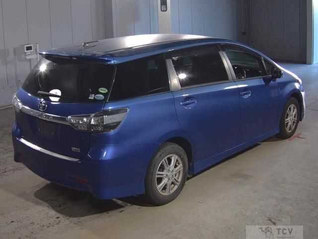 2013 Toyota Wish