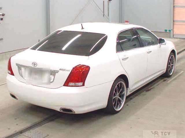 2009 Toyota Crown Majesta