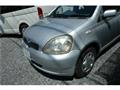 2001 Toyota Vitz
