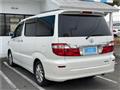 2004 Toyota Alphard