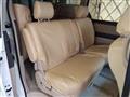 2004 Toyota Alphard