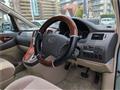 2004 Toyota Alphard