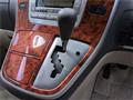 2004 Toyota Alphard