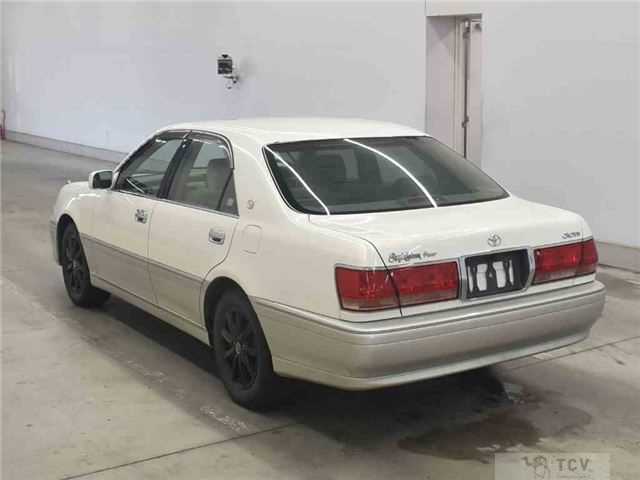 2002 Toyota Crown
