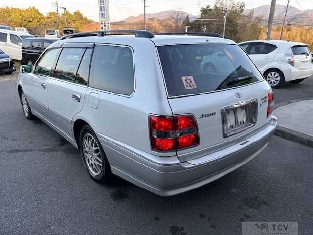 2002 Toyota Crown Estate