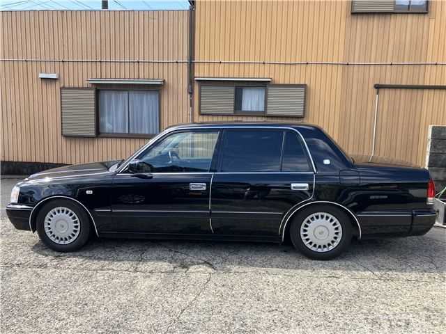 2006 Toyota Crown Sedan