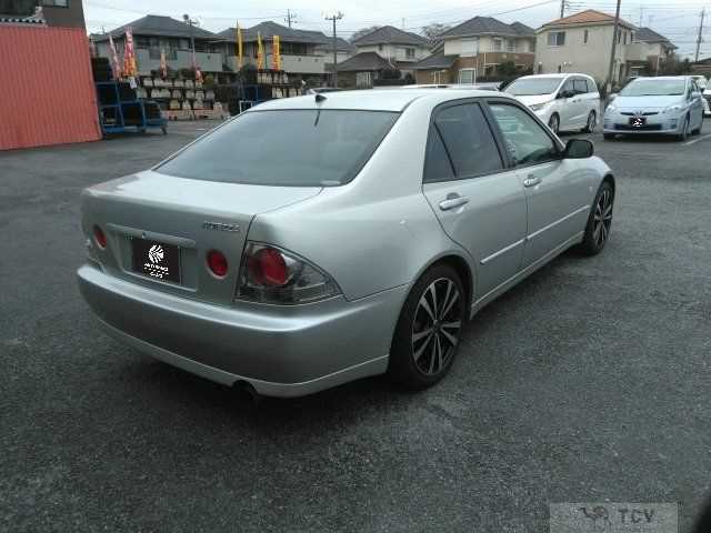 2003 Toyota Altezza