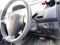 2006 Toyota Vitz