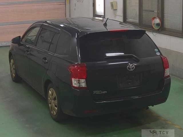 2013 Toyota Corolla Fielder