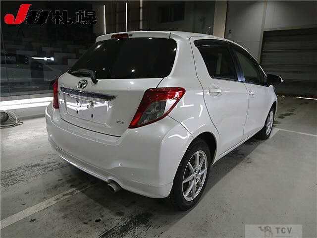 2013 Toyota Vitz