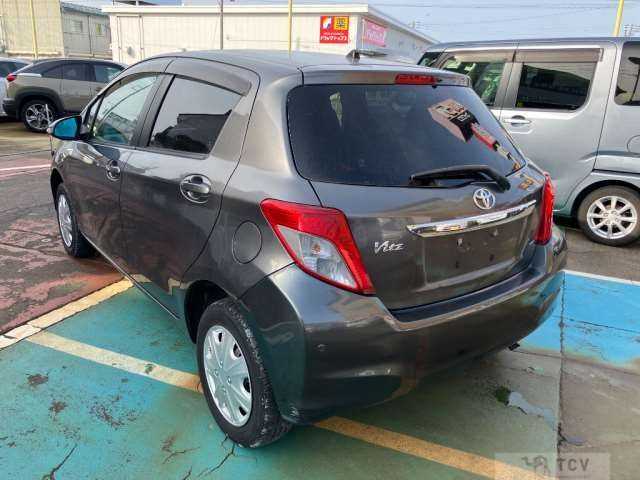 2013 Toyota Vitz