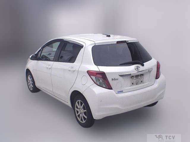 2011 Toyota Vitz