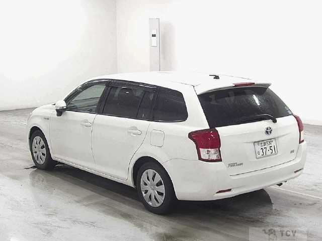 2013 Toyota Corolla Fielder