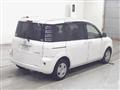 2003 Toyota Sienta
