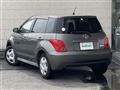 2005 Toyota IST