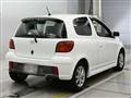 2003 Toyota Vitz
