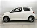 2003 Toyota Vitz