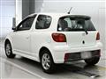 2003 Toyota Vitz