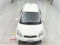 2003 Toyota Vitz
