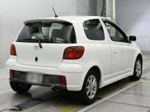 2003 Toyota Vitz