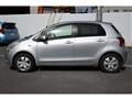 2006 Toyota Vitz